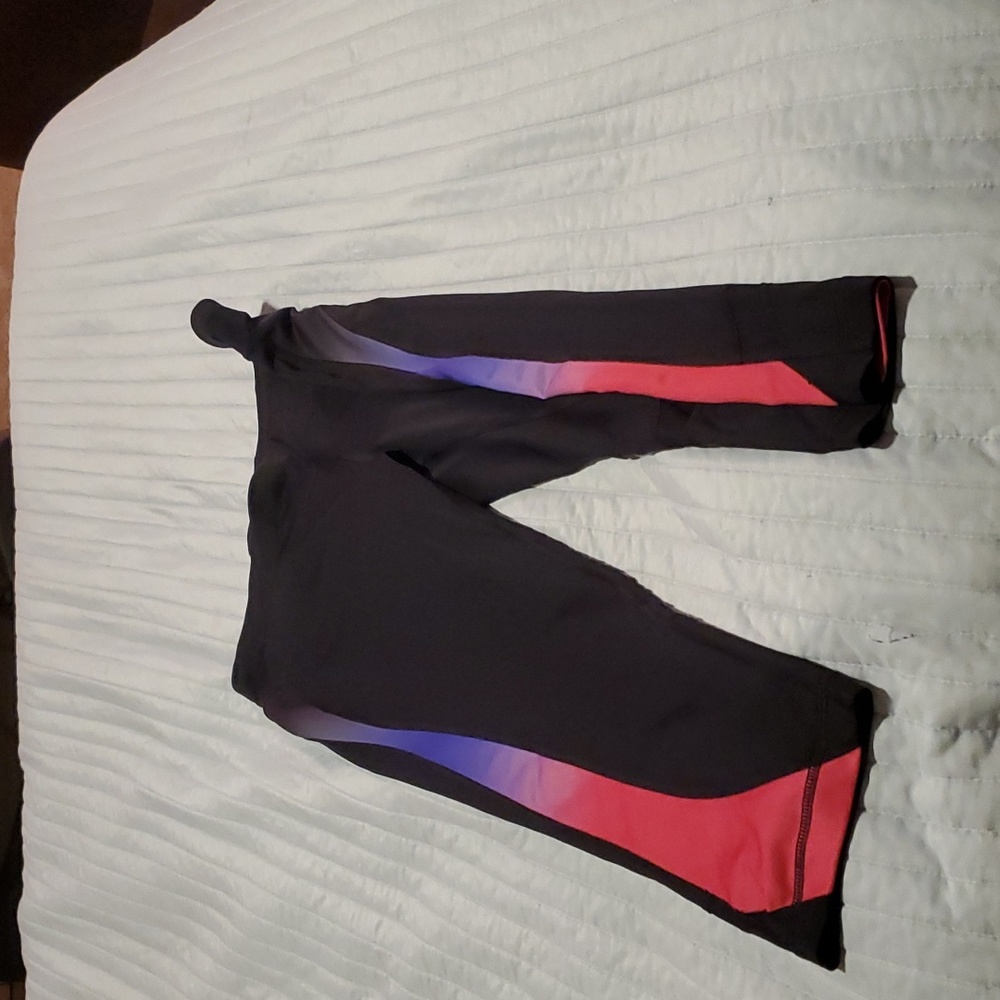 Fila active capti pants with pink purple ombre detail on leg size large